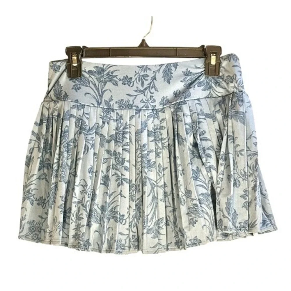 Laura Ashley Blue Floral‎ Pleated Skirt Shorts Women's Size L